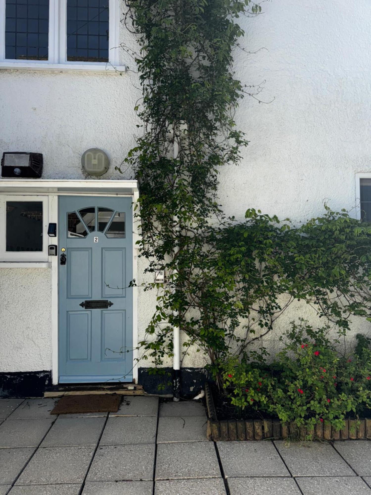 Apartment In Canford Cliffs Close To Sandbanks Beach Poole Extérieur photo