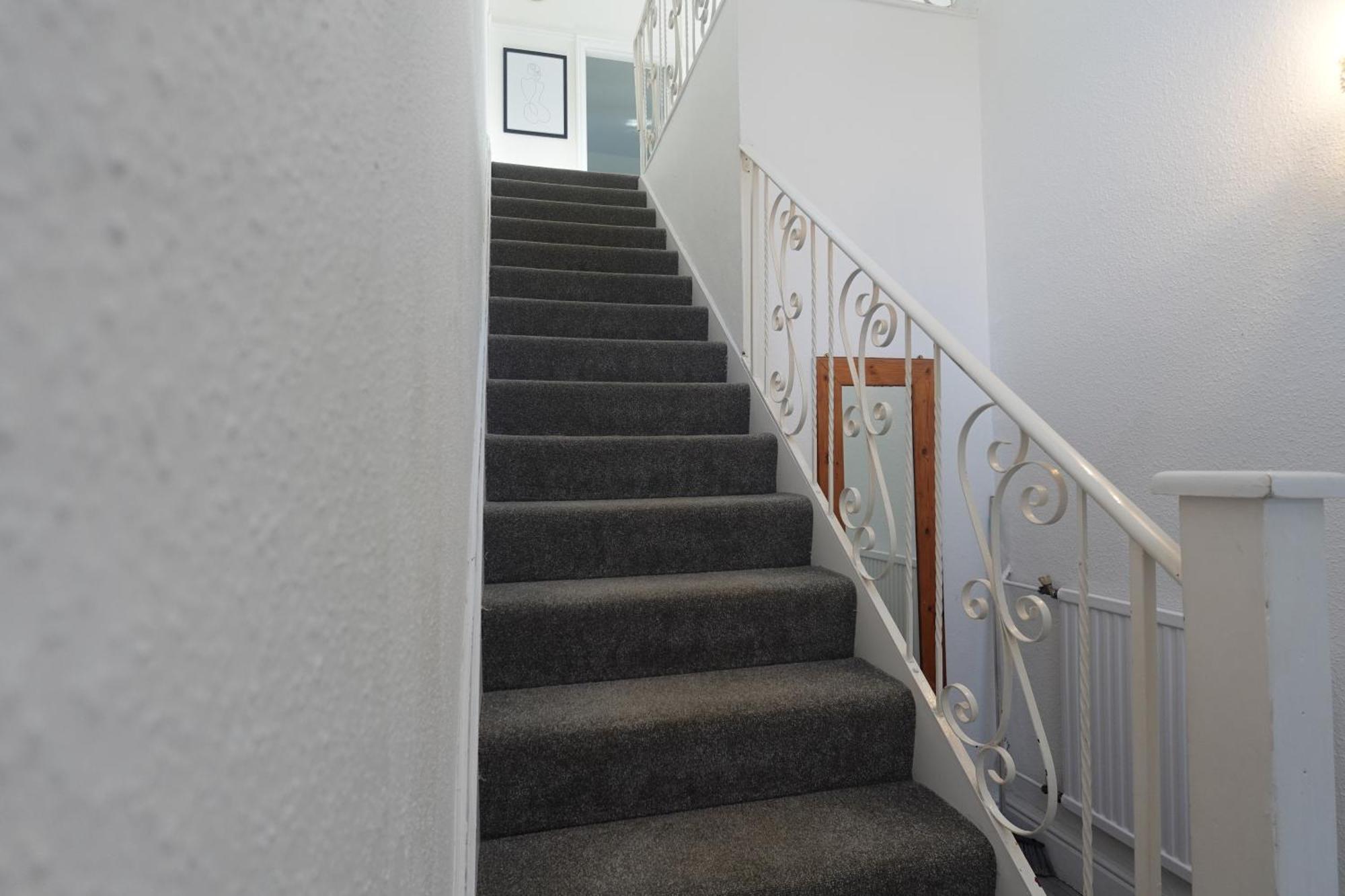 Apartment In Canford Cliffs Close To Sandbanks Beach Poole Extérieur photo